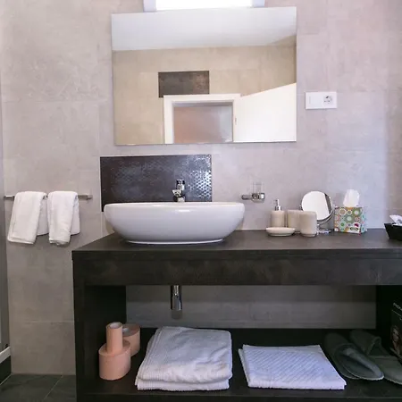 Del Molo Apartment *