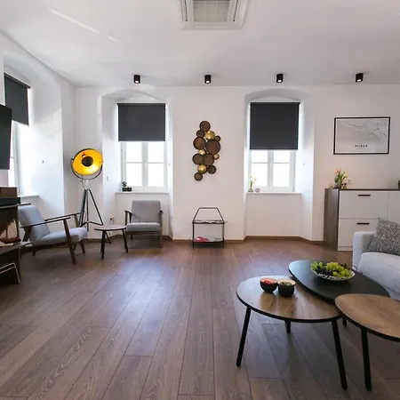 Del Molo Apartment