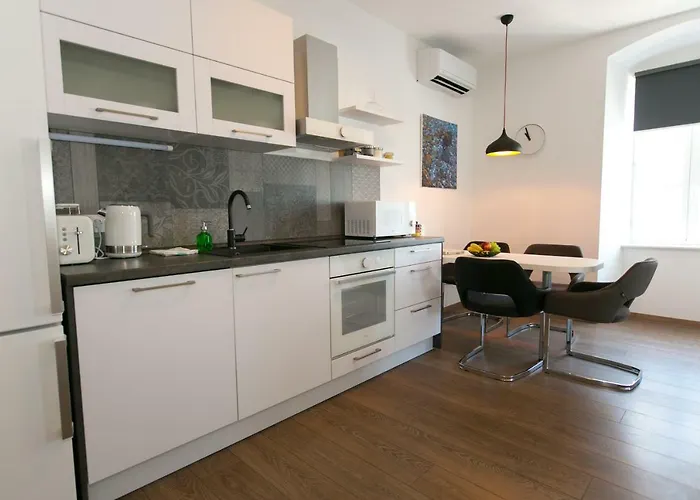 Apartment Del Molo *