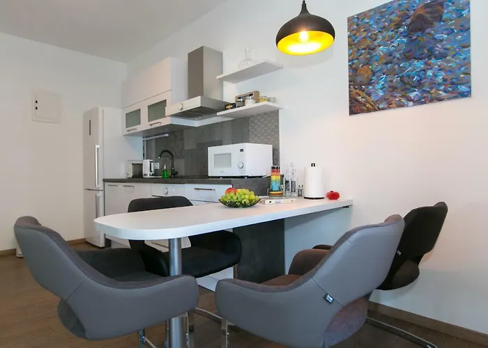 Apartment Del Molo *